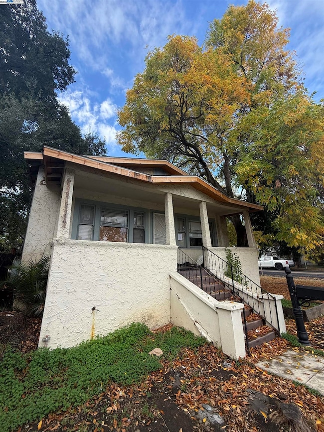 2054 Bonifacio St, Concord, CA 94520 - photo 2