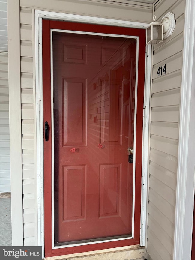 414 Walden Cir, Trenton, NJ 08691 - photo 2