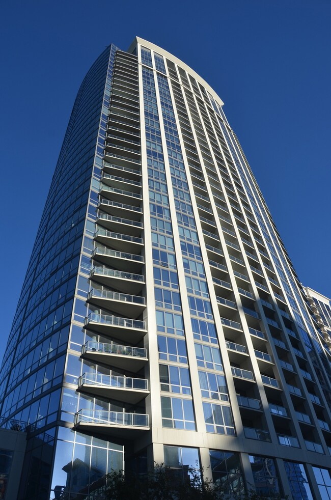 Tower Point unit 3206, Chicago, IL 60605 - photo 2