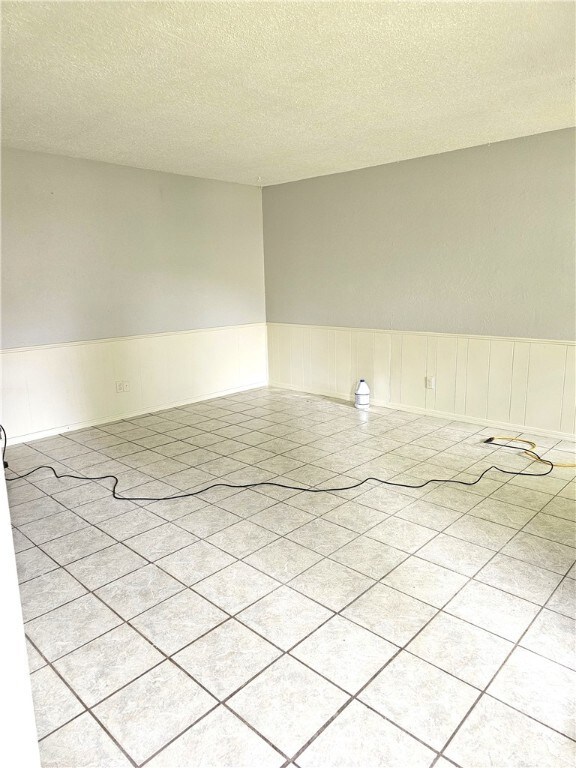 713 & 715 S 23rd St, Rogers, AR 72758 - photo 4