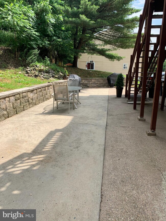 200 S Main St, Lambertville, NJ 08530 - photo 4