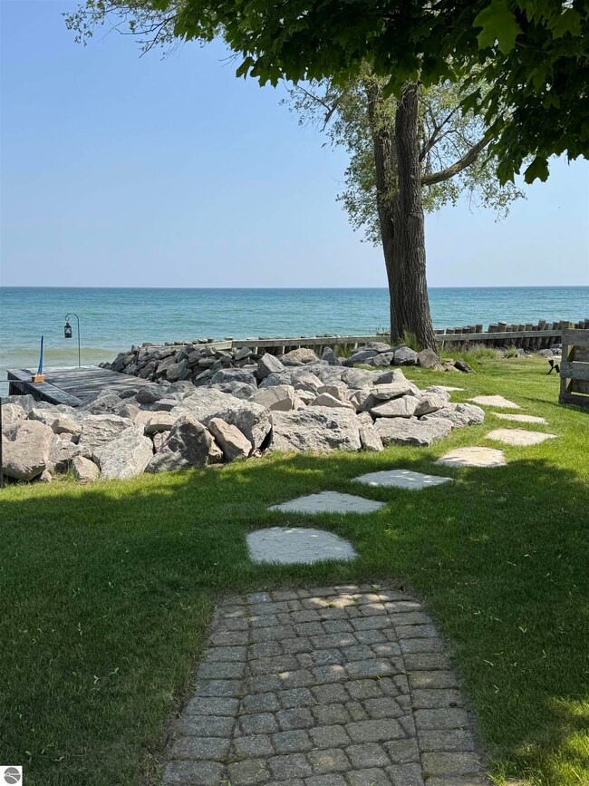 589 Pine Ln, East Tawas, MI 48730 - photo 4