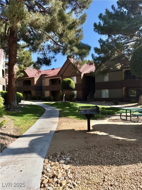 Surrounding community with a lawn