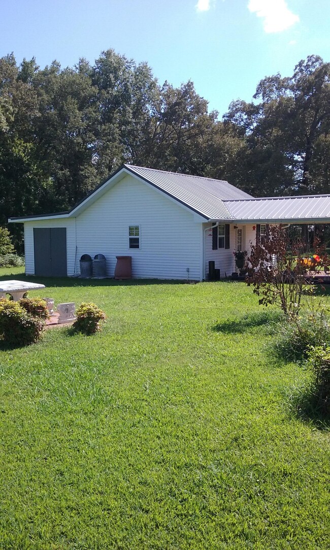 Immaculate storage building