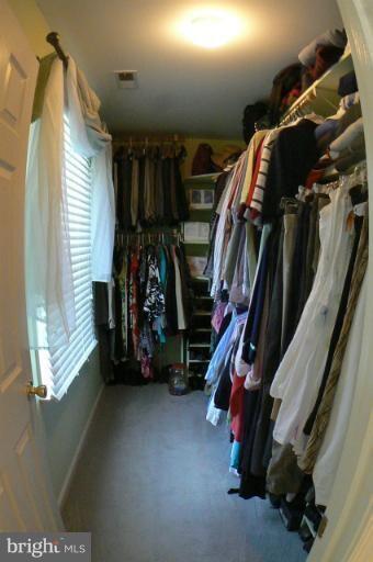 16093 Olmstead Ln, Woodbridge, VA 22191 - photo 2