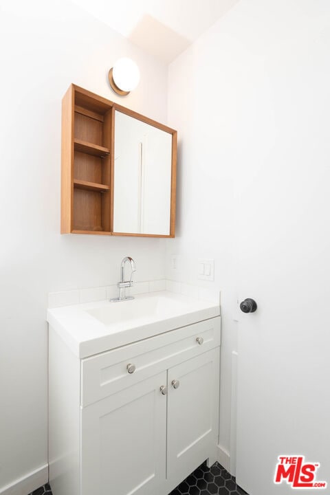 5935 Chula Vista Way unit 103, Los Angeles, CA 90068 - photo 6