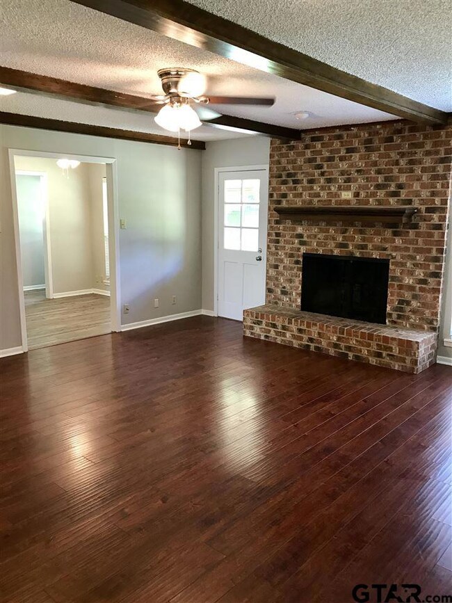 1725 1725 Angy Dr, Tyler, TX 75703 - photo 5