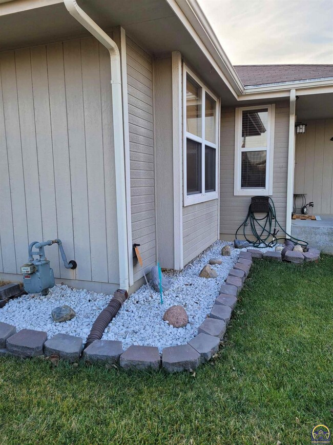 7131 SW 19th Ln, Topeka, KS 66615 - photo 5