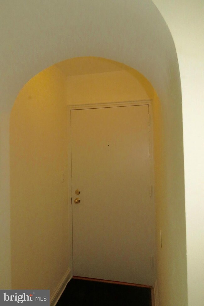 22 S Old Glebe Rd unit 8D, Arlington, VA 22204 - photo 3