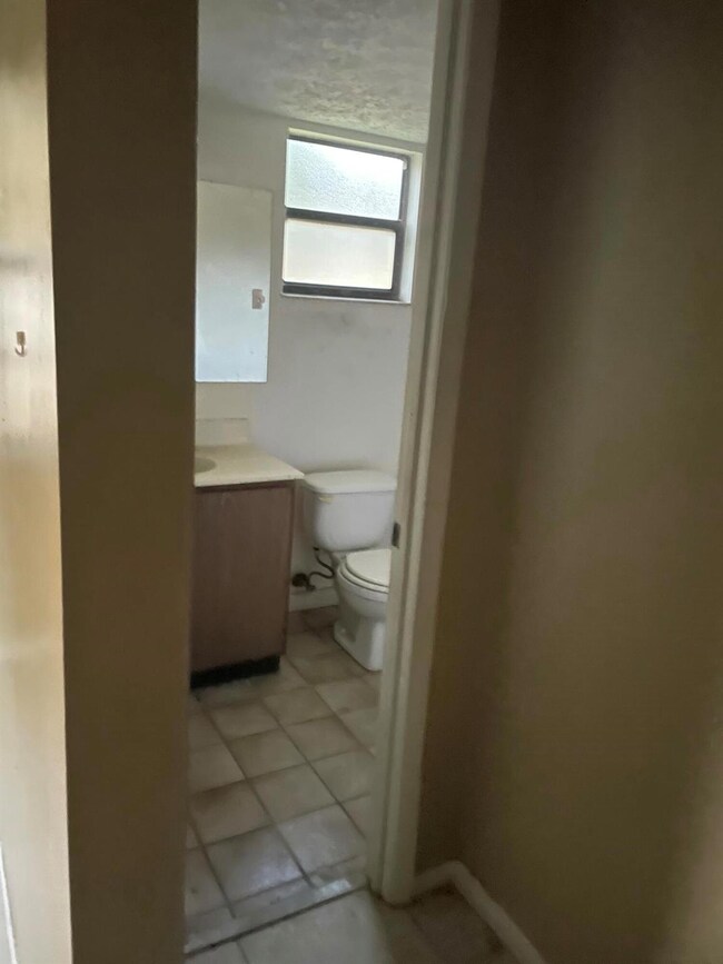 765 SE Floresta Dr, Port Saint Lucie, FL 34983 - photo 5