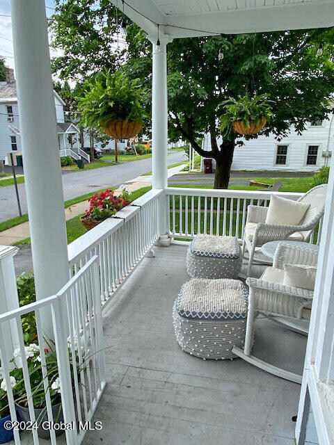 15 Van Dorn St, Saratoga Springs, NY 12866 - photo 3