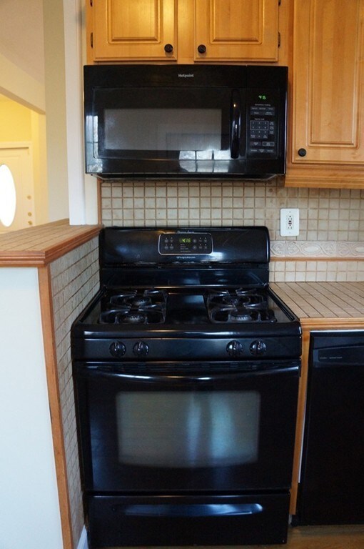 10 Atherton Ave, Roslindale, MA 02131 - photo 5