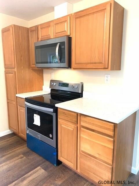 26 Vics Ct, Albany, NY 12205 - photo 4