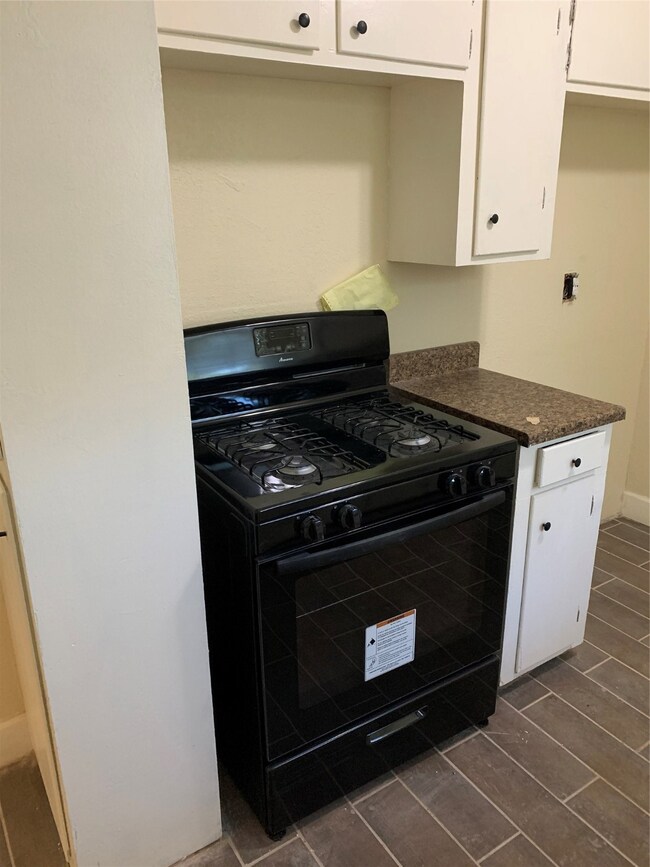 7327 Orlando St, Houston, TX 77016 - photo 5