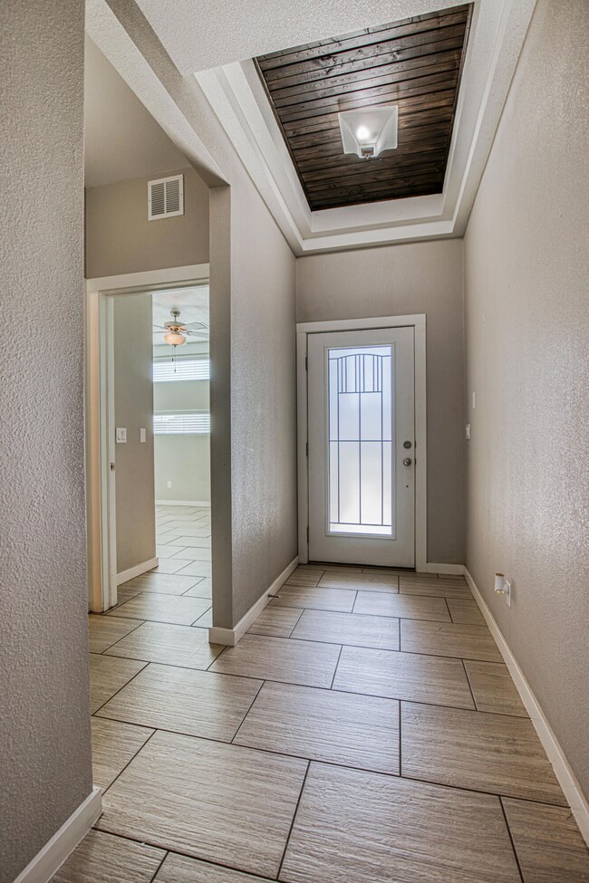 13617 Bradford St, Horizon City, TX 79928 - photo 3