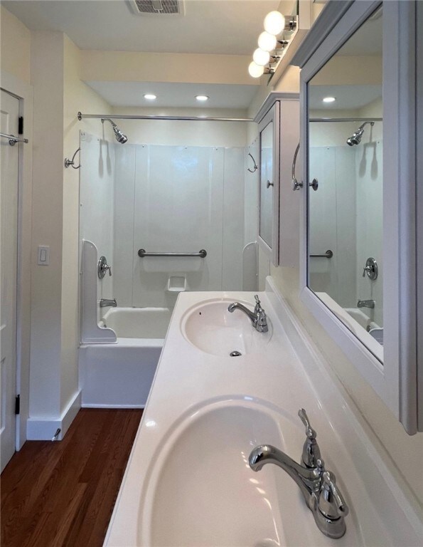 27 Potter St unit 2, Newport, RI 02840 - photo 6