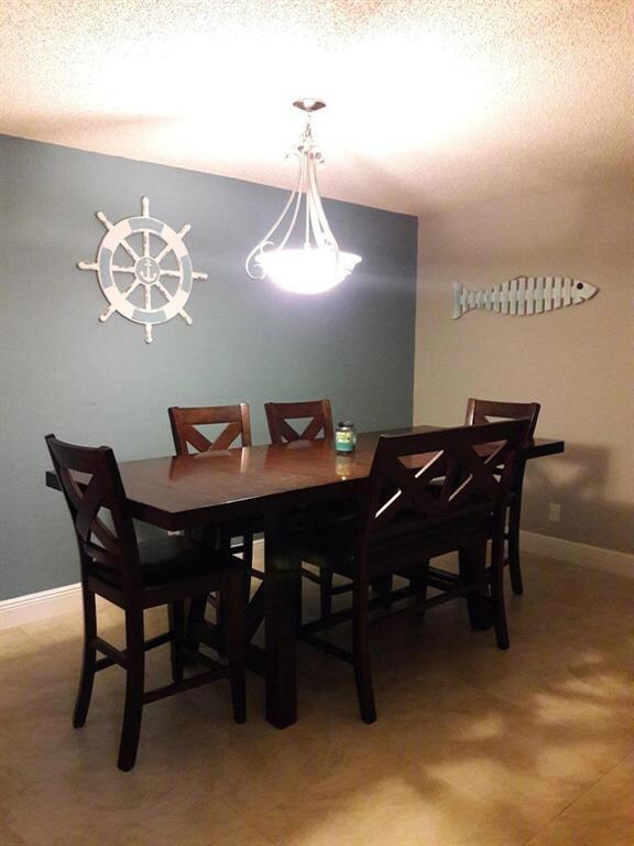 1821 NE 40th Ct unit 305, Pompano Beach, FL 33064 - photo 2