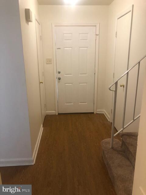 917 Hilldropt Ct, Capitol Heights, MD 20743 - photo 4