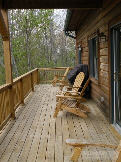 Deck/Patio: The back back porch is wide and comfor
