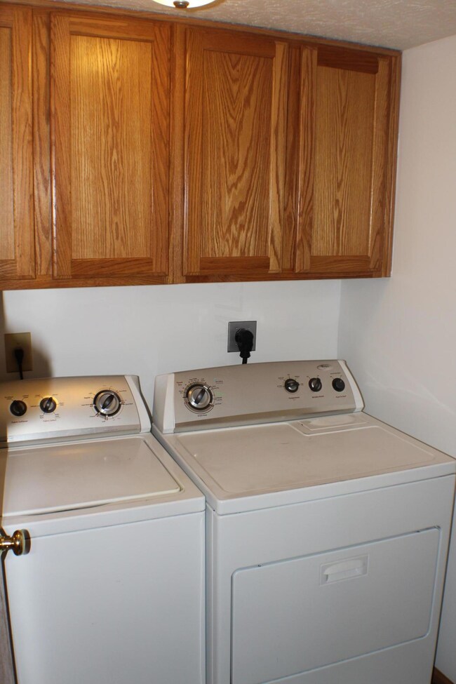 1FL Laundry