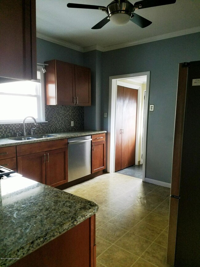 48 2nd Ave, Kingston, PA 18704 - photo 3