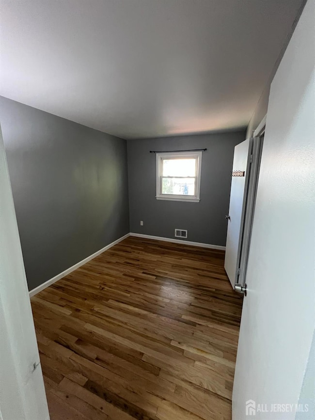 9 Newman St, East Brunswick, NJ 08816 - photo 4