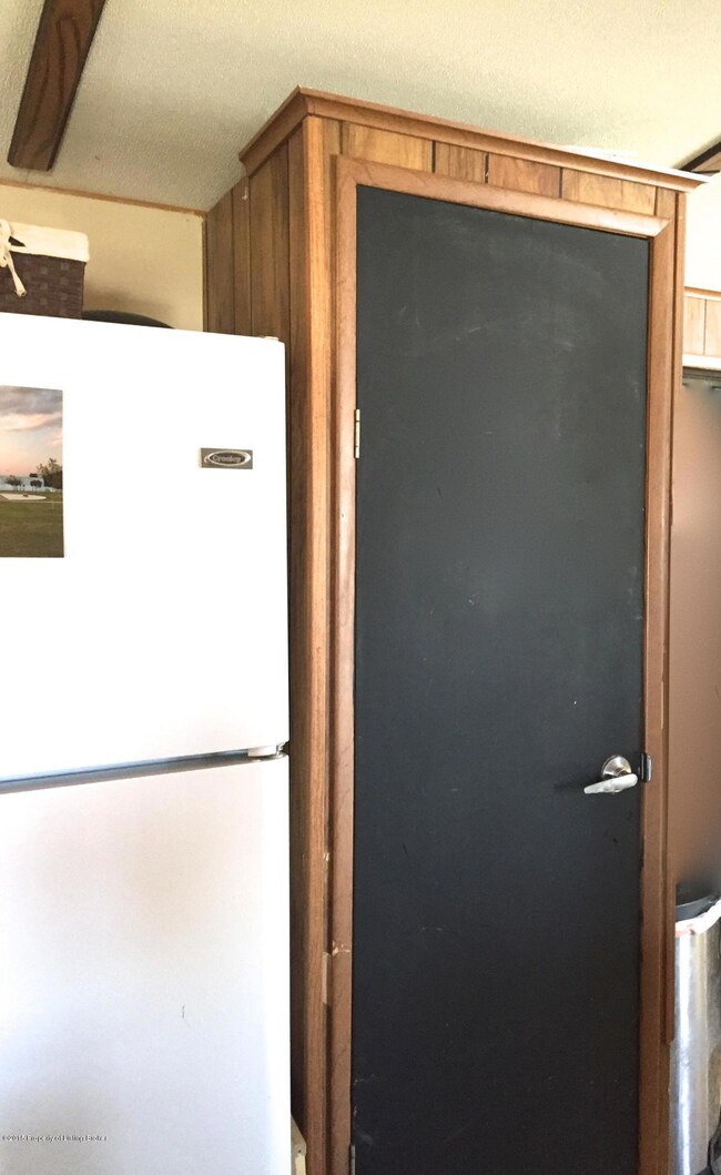 Kitchen Pantry