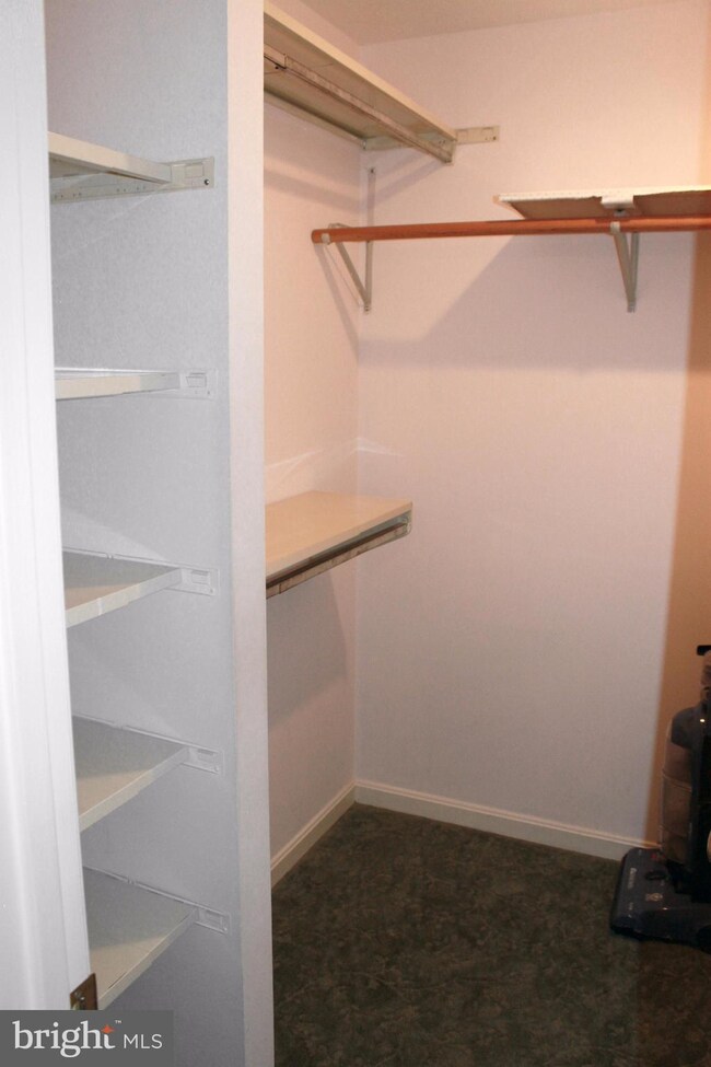 1586 Brimfield Cir, Sykesville, MD 21784 - photo 6