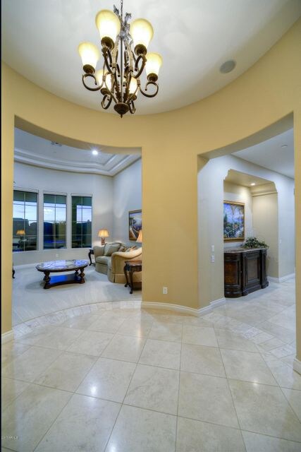 005_Foyer Area