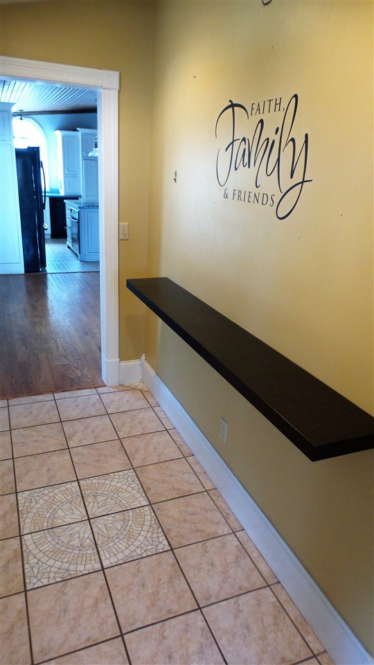 619 E Main St, Washington, IN 47501 - photo 4