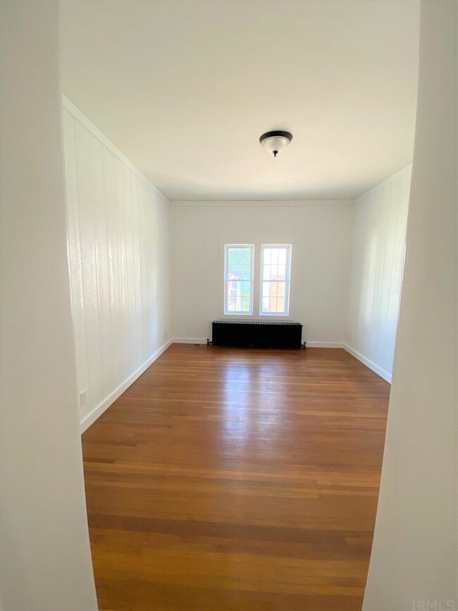 1130 A St NE, Linton, IN 47441 - photo 4