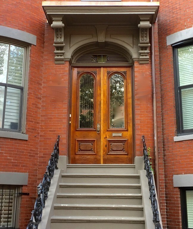 156 W Newton St unit III, Boston, MA 02118 - photo 2