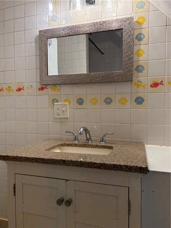 45 Beckwith St unit 2, Cranston, RI 02910 - photo 6