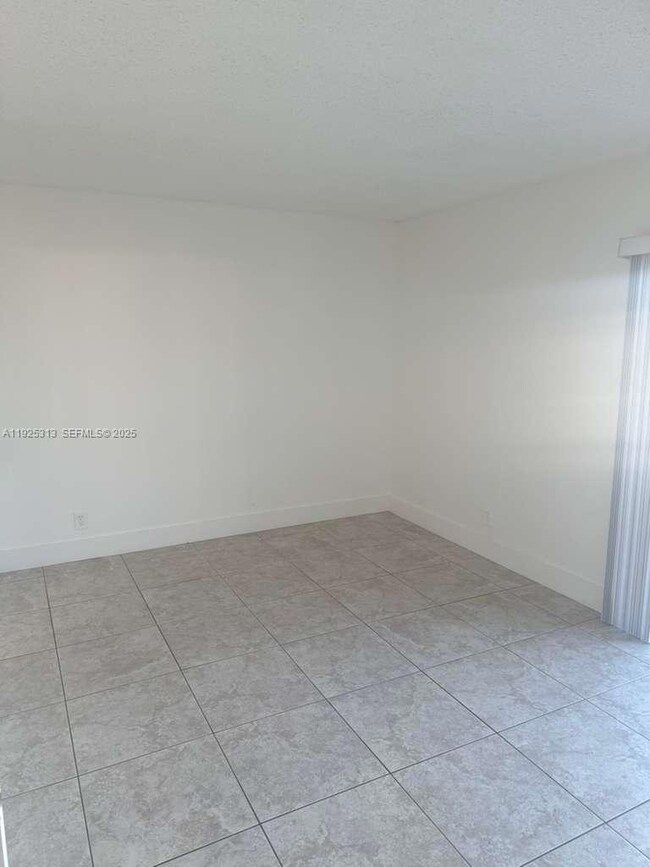 8700 N Sherman Cir unit 503, Miramar, FL 33025 - photo 7