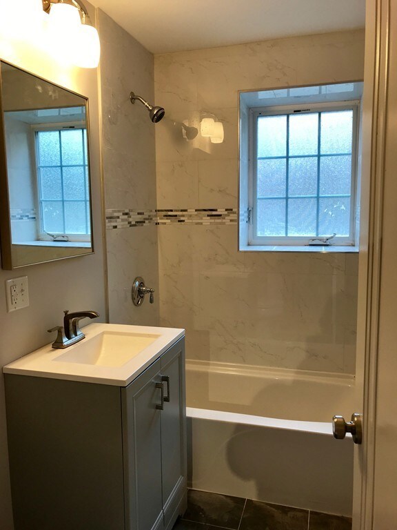 14 Mount Ida St unit 2, Newton, MA 02458 - photo 5