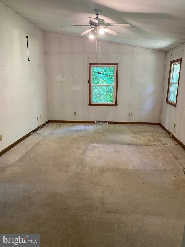 101 E Academy St, Clayton, NJ 08312 - photo 7