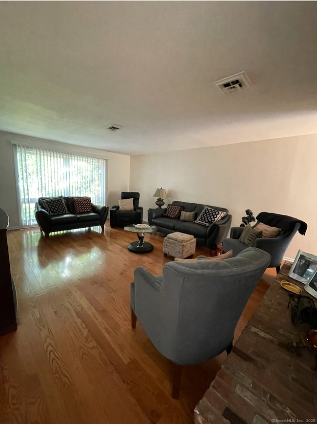 10 Ledgebrook Dr unit 1, Norwalk, CT 06854 - photo 5