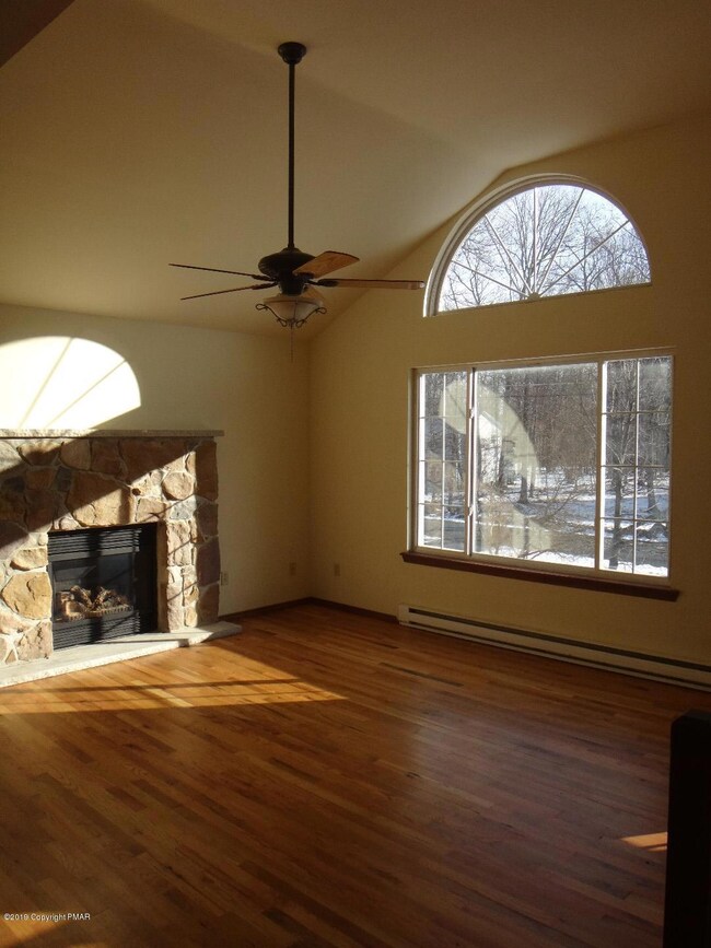 1111 Hunters Woods Dr, East Stroudsburg, PA 18301 - photo 6