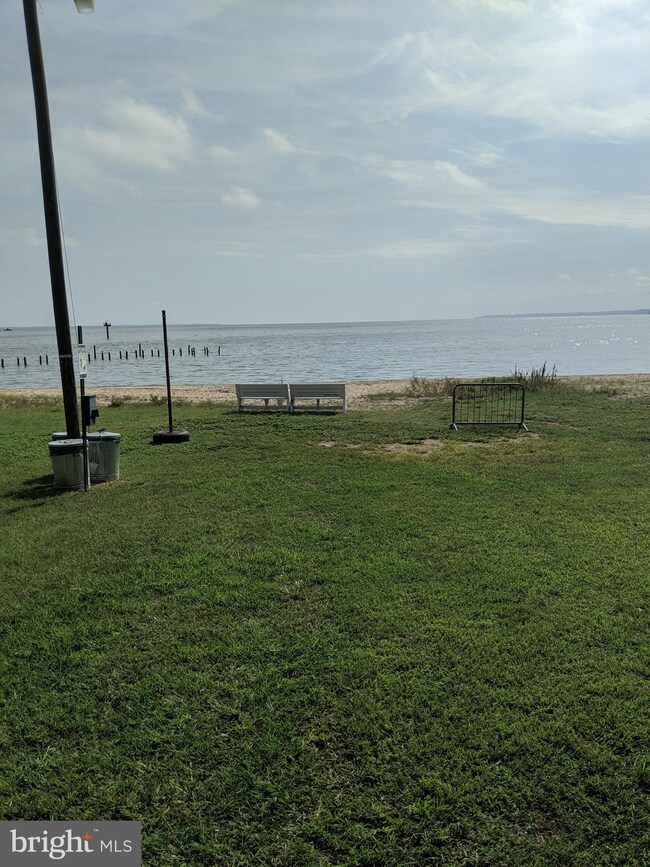 213 Wakefield Dr, Colonial Beach, VA 22443 - photo 5