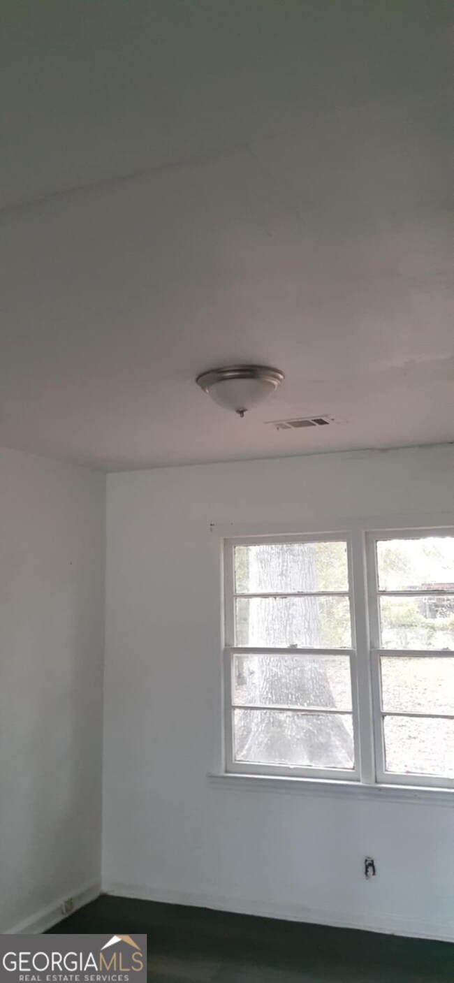 2846 Walker St, Columbus, GA 31903 - photo 5