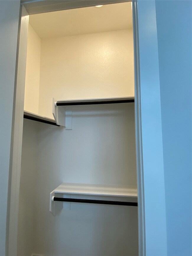 9102 Farr Landing Trail, Tomball, TX 77375 - photo 6