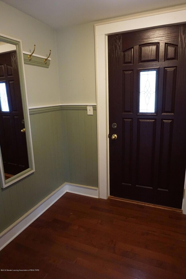 404.Frederick.Foyer2