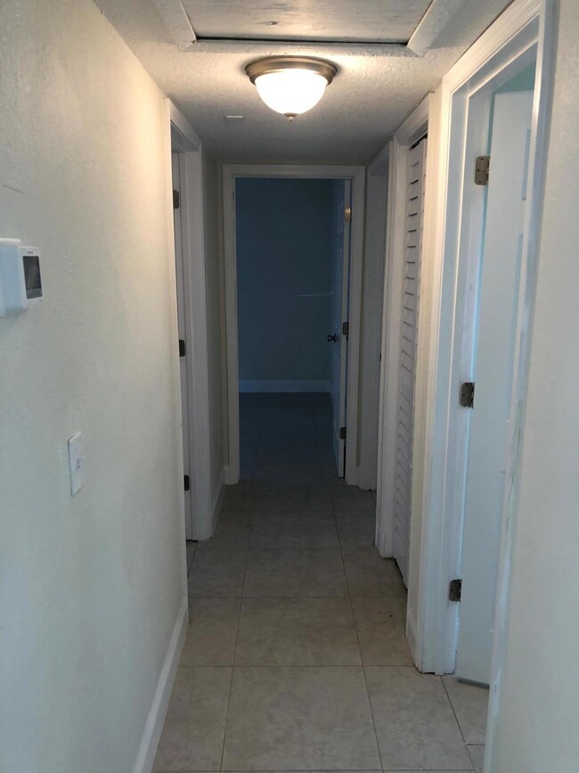 7712 Lazeau Dr, Jacksonville, FL 32211 - photo 7