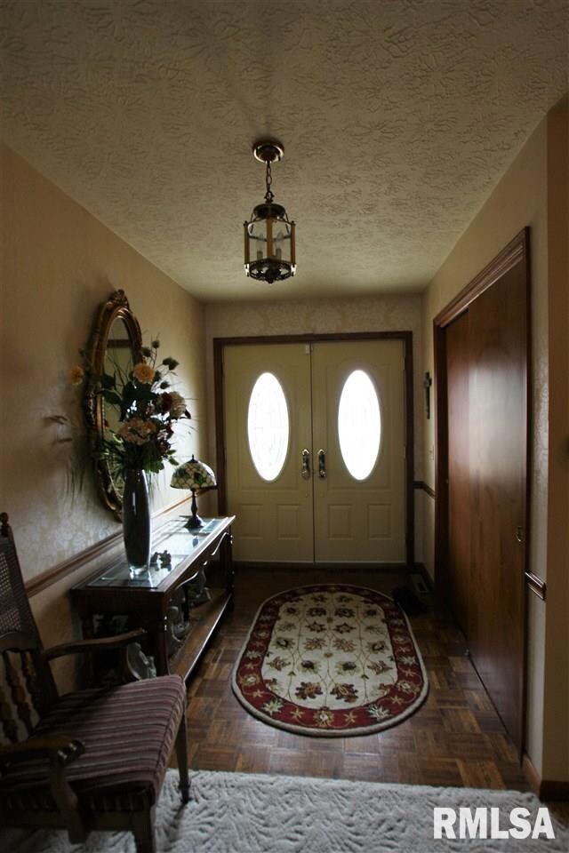 3930 Belle Ave, Davenport, IA 52807 - photo 2