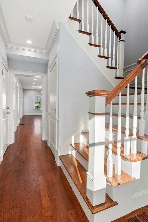 123 Farwell St unit 123, Newton, MA 02460 - photo 5