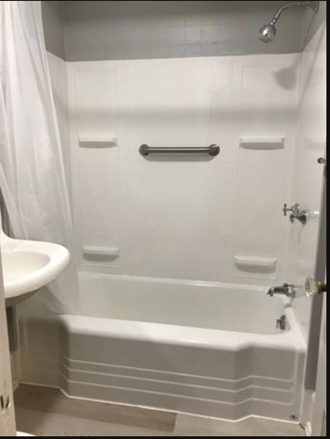 17 South St unit 3, Concord, NH 03301 - photo 5