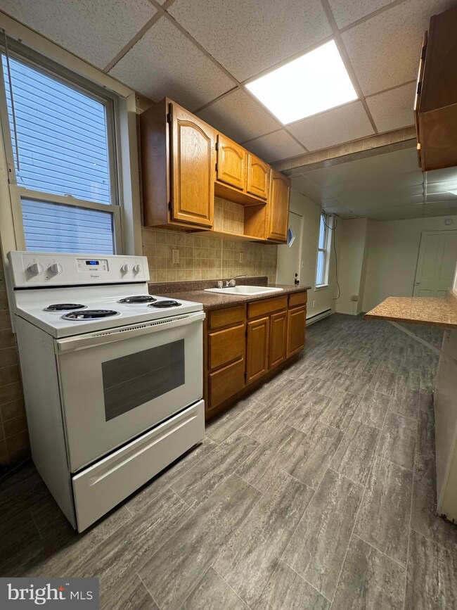 215 Arch St unit A, Cumberland, MD 21502 - photo 6