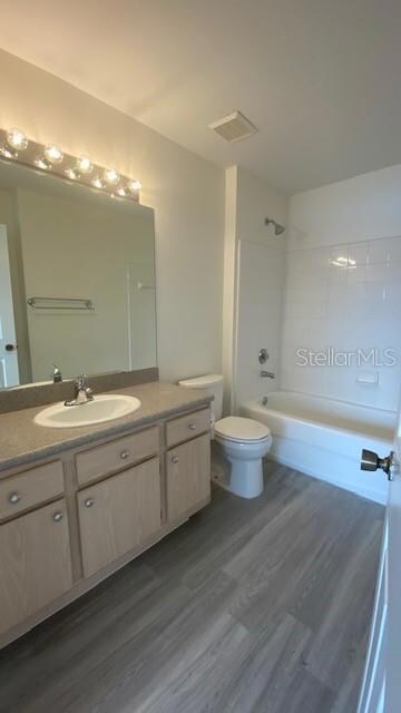 8923 Manor Loop unit 206, Lakewood Ranch, FL 34202 - photo 6