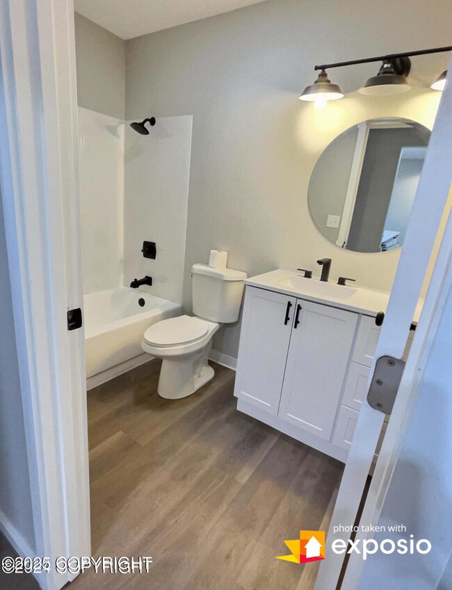 10230 Jamestown Dr unit 5G, Anchorage, AK 99507 - photo 3