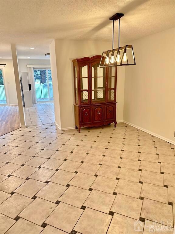 4 Topaz Dr, Franklin Park, NJ 08823 - photo 3